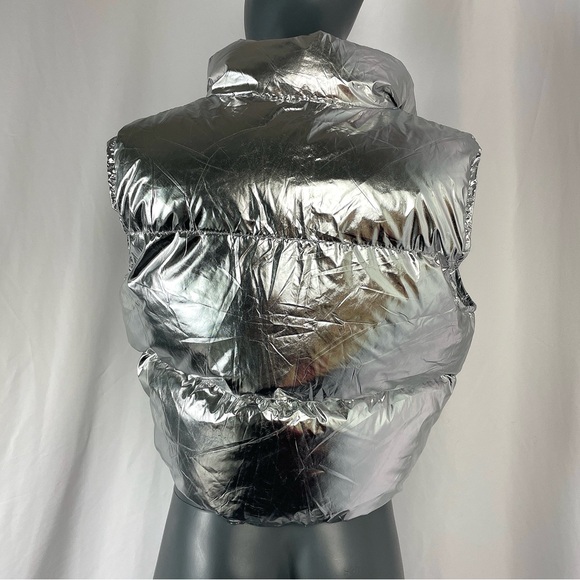 Modern Mirror Tin Foiled Puffer Vest - Picture 6 of 8